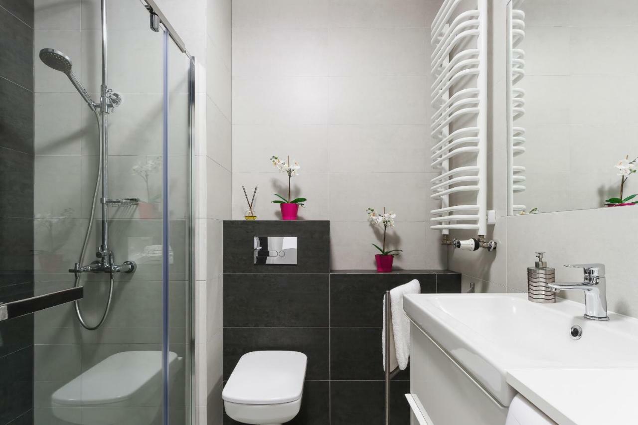 Apartments Claro II By Noclegi Renters Krakow Exterior photo